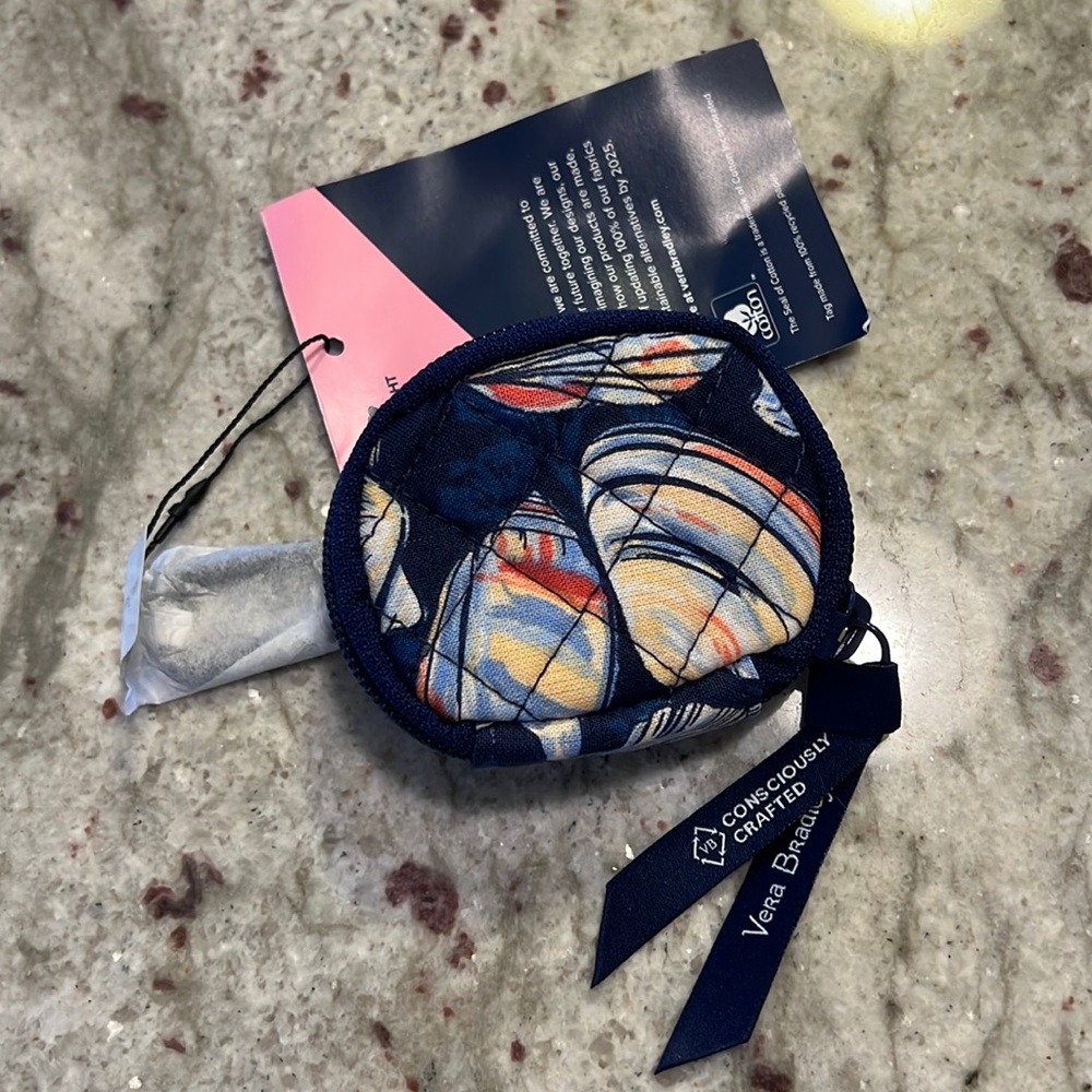 NWT Vera Bradley AirPod Bag “Morning Shells”